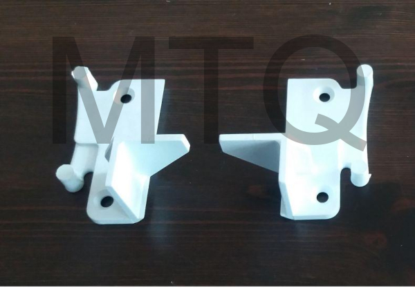 DON Кронштейн крепления шторки (левый)